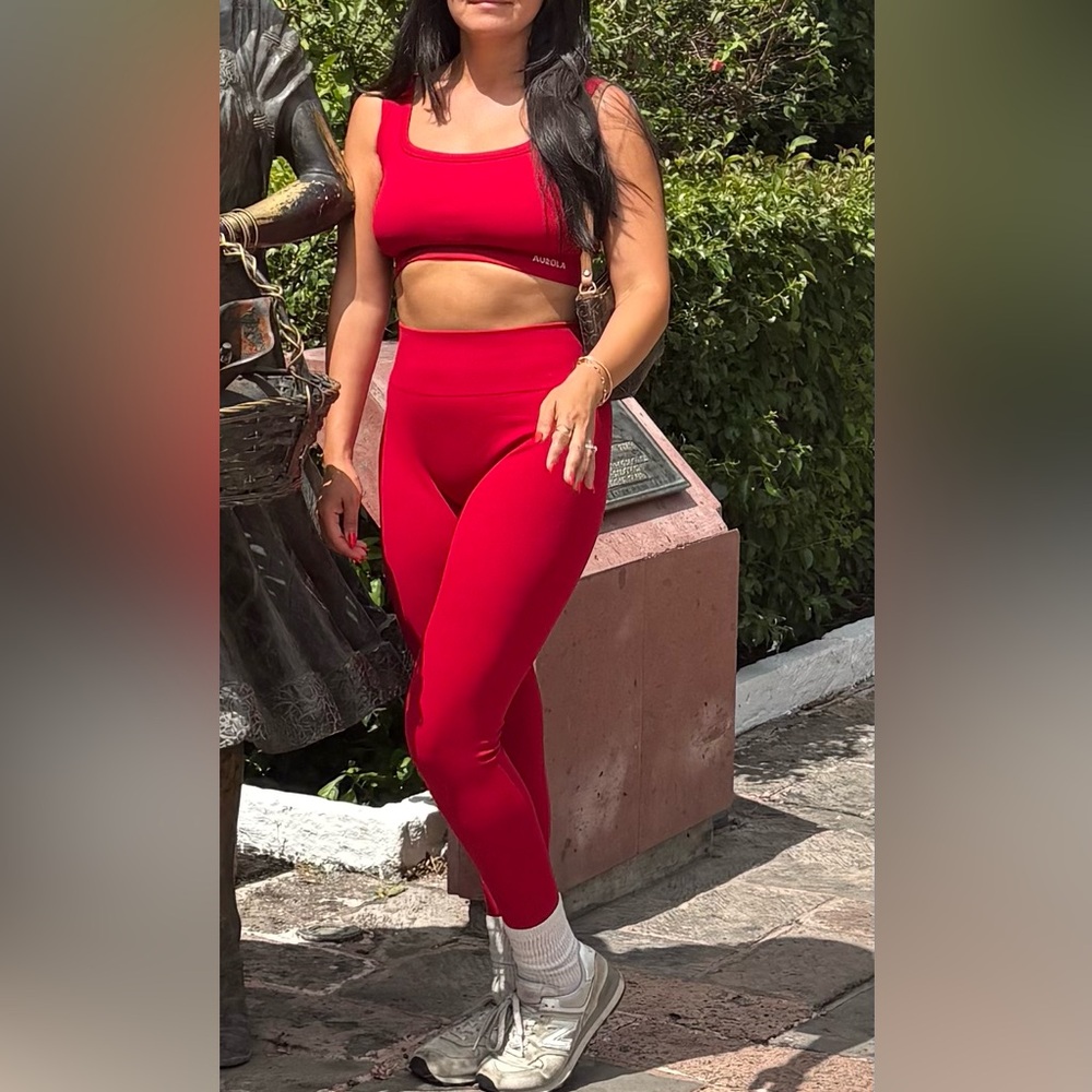 Aurola Red Workout Set ❤️